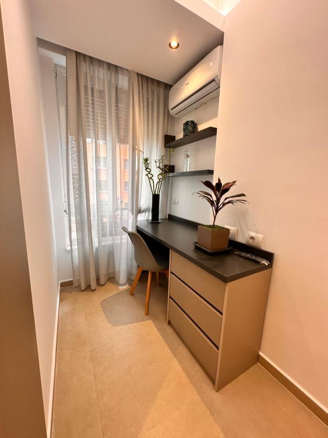 Noon Apartments Tirana Buitenkant foto