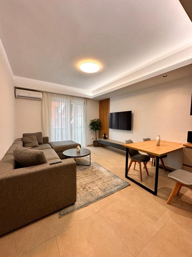 Noon Apartments Tirana Buitenkant foto
